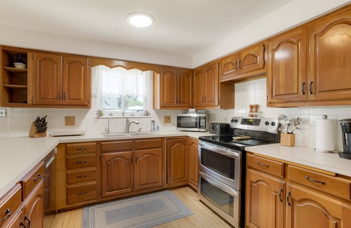 Longmont House | Family-Friendly Retreat near Rocky Mountain Adventure. Pet Friendly!