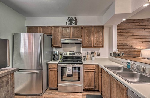 Ruidoso Condo | Family-Friendly Ruidoso Escape: 2 Mi to Golf!