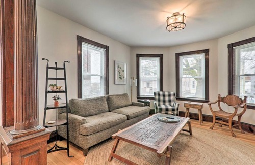 Salem Apartment | Family-Friendly Salem Apt Near Dtwn Sites!