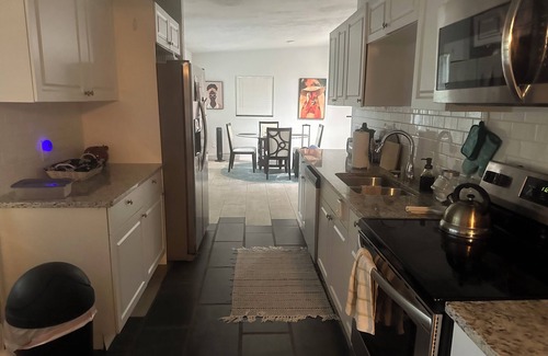 Sanford House | Family friendly spacious home!