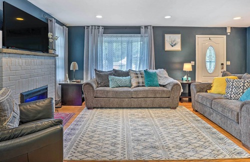 Eastside House | Family-Friendly Syracuse Home w/ Private Yard