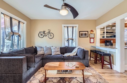 Colorado Springs House | Family-friendly with stunning views & great yard