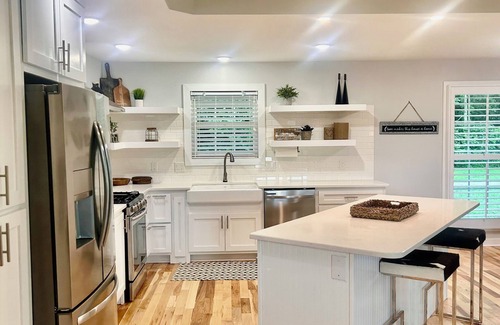 Mount Pleasant House | Family-friendly , charming 4-bedroom home with AC, WiFi and more !