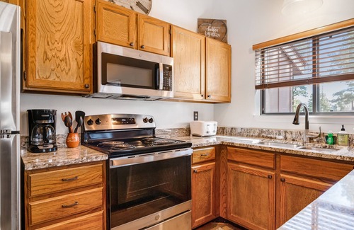 Pagosa Springs Condo | Family-Friendly Condo w/High-Speed WiFi, Washer/Dryer, & Central AC