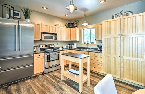 Pelican Rapids House | Family-Friendly Home on Pelican Lake w/Fire Pit