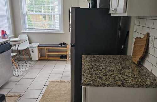 Shaker Heights House | Family Friendly Home + Peloton Shaker Heights, OH. Close to Case/JCU & UH/Clinic