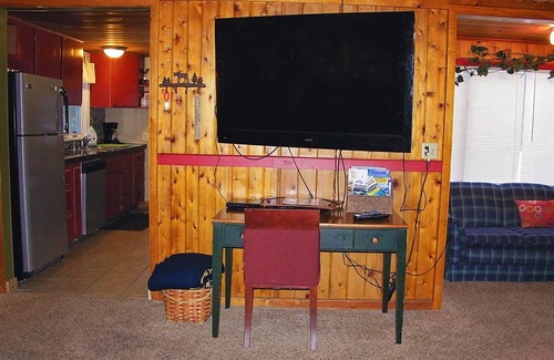 Gaylord House | Family friendly with plenty of room for all to enjoy.