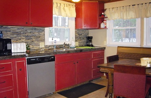 Gaylord House | Family friendly with plenty of room for all to enjoy.