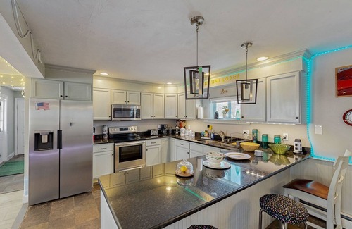 Pittsfield House | Family, Friends and Fun for all