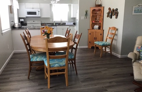 Southend Condo | Family Fun and Relaxation