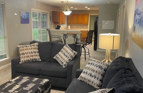 Kingwood House | Family Fun Getaway