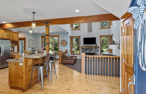 Ronald House | Family Fun Getaway w/Pool, Private Hot Tub, Games & BBQ!
