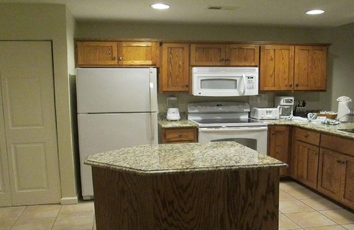 Williamsburg Condo | Family fun in the heart of Williamsburg at Governors Green 2 Bd/2 Bath