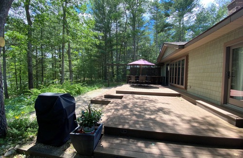 Lewiston House | Family Fun.Lake Home,Kayaks,SUP.Pontoon Paddle Boat,Free WiF & Direct TV