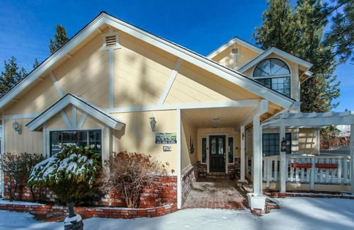Fox Farm House | Family Fun Retreat-1813 by Big Bear Vacations