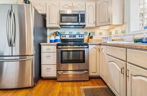 Lagoon Heights House | Family Fun, Spacious+Game Room