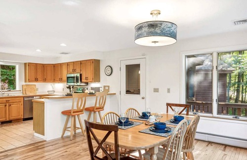 Quechee House | Family & Game Rooms, Large Deck | Highland Ridge