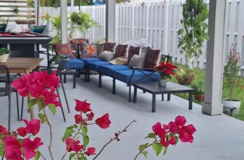 Cutler Bay Apartment | Family Getaway 3-bedroom Private Duplex House parking WiFi BBQ GRILL pet-friendly