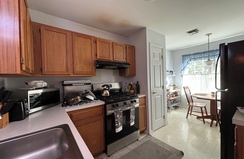 Harrisburg House | Family Getaway 3BR near Hershey & Harrisburg Modern Comforts, Free Parking