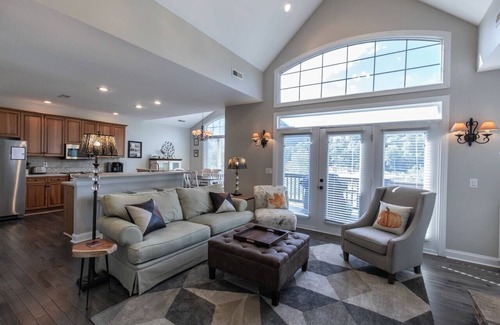 Lake Lure Condo | Family getaway at Lake Lure Beach