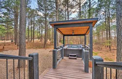 Hochatown Ski Chalet | Family Getaway, Hot Tub, Firepit!