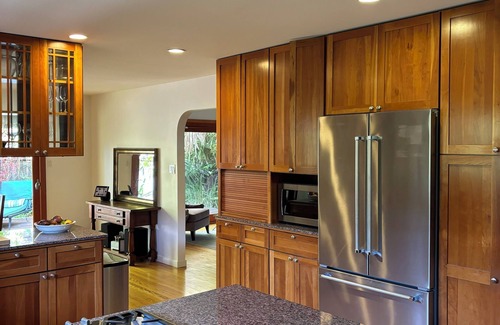San Anselmo House | Family getaway in Marin County. Close to S.F., wine country and Stinson Beach.