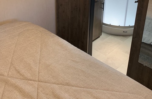 Holy Trinity House | Family Glamping w/ Everything you need to be comfortable!
