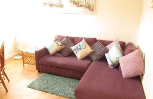 Dorchester Apartment | Family guest suite in Cheselbourne