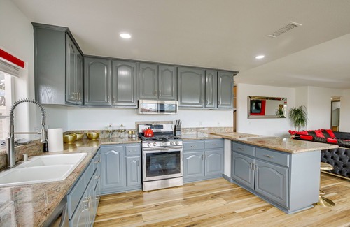 Silver Lakes Country Club House | Family Helendale Home - Private Dock & Fire Pit!