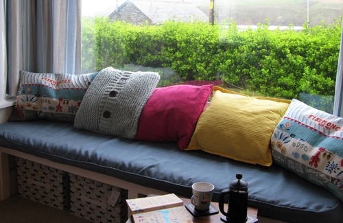 Trevone House | Family Holiday Cottage opposite Trevone Beach.