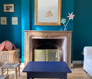 Lanton House | Family Home between Sea and Forest