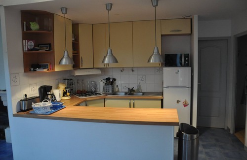 Le Chateau-d'Oleron House | Family home on large wooded lot