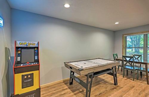 Albrightsville House | Family Home in Albrightsville with Furnished Deck