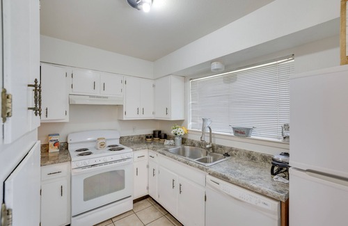 Fort Worth House | Family Home in Fort Worth: Pets Welcome!