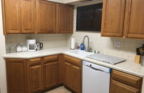 Forest Hills House | Family home,Pgh E suburb,safe,clean,roomy,2ba,pkg