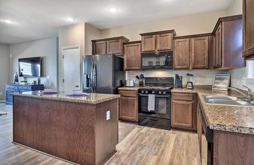 Buda House | Family Home w/Fenced Yard in Austin Suburbs!