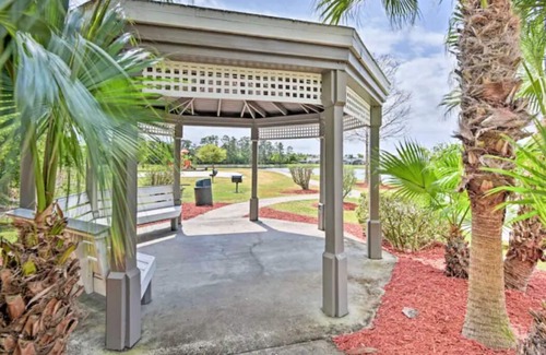 Lake Berkley House | Family home w/Resort Amenities! Close to Disney & Universal
