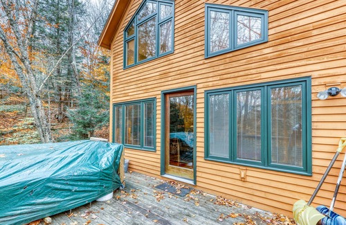Plymouth House | Family home w/ sauna & deck - close to skiing and lakes!