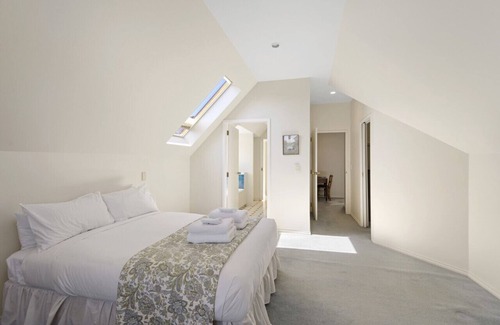 Merivale House | Family Home With Garden