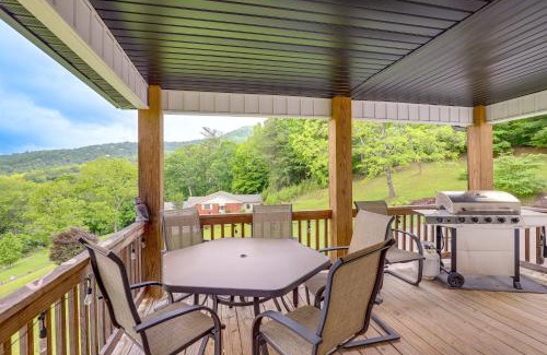 Asheville House | Family Home with Views about 5 Mi to Downtown Asheville!