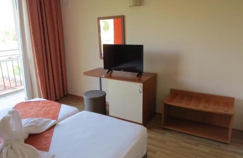 Sinemoretz Hotel | Family Hotel Dayana Beach