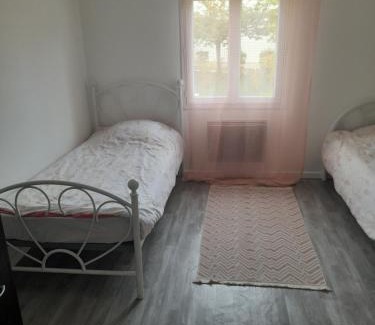 Beauvais House | Family House