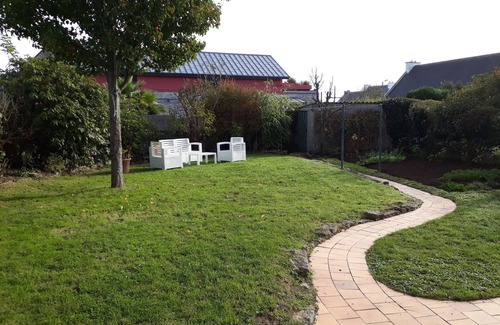 Ploemeur House | Family house near the village and on the road to the beaches