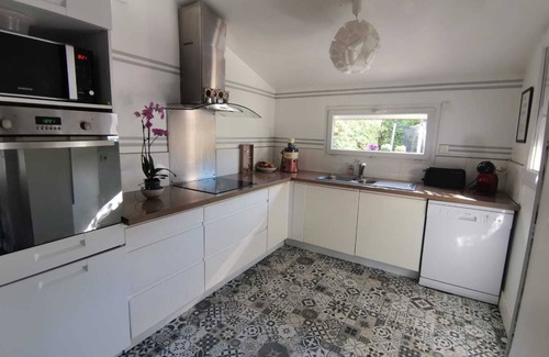 Bernis House | Family house with swimming pool - Near Nîmes and Grau du Roi