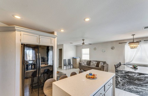Sunrise Manor House | Family Las Vegas Home ~ 14 Mi to Strip!