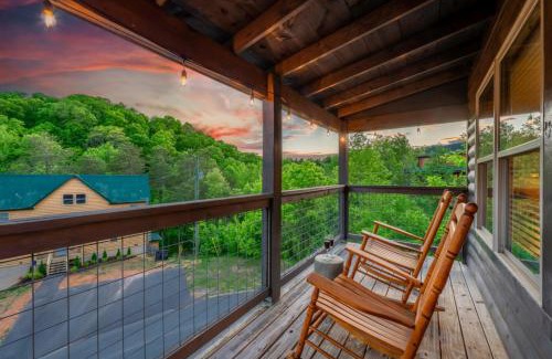 Sevierville Ski Chalet | Family Oasis By Ghosal Luxury Lodging
