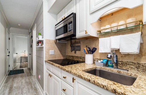 Morehead City Condo | Family Paradise, Oceanfront Complex Amenities Galore
