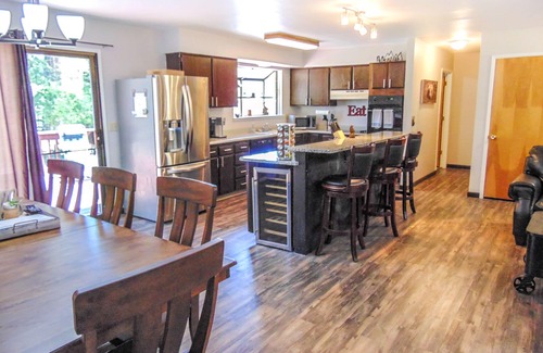 Plumas Eureka Estates House | Family & Pet Friendly Retreat in Blairsden-Graeagle