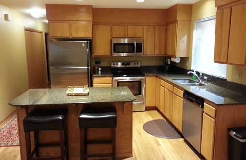 Leavenworth House | FAMILY & PET FRIENDLY LEAVENWORTH CHALET JUST MINUTES FROM DOWNTOWN LEAVENWORTH