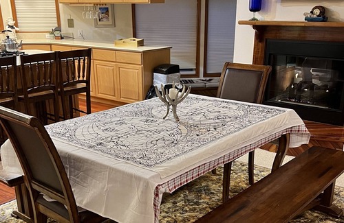 Oak Harbor House | Family & Pet Friendly - Ocean Views & Forest Backyard